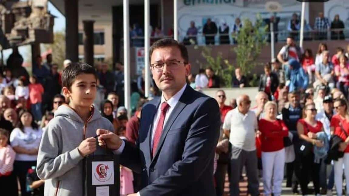 100. Yılında Cumhuriyet” Konulu Şiir Yarışmasında Öğrencimiz Ahmet BEKCİ 3. Oldu